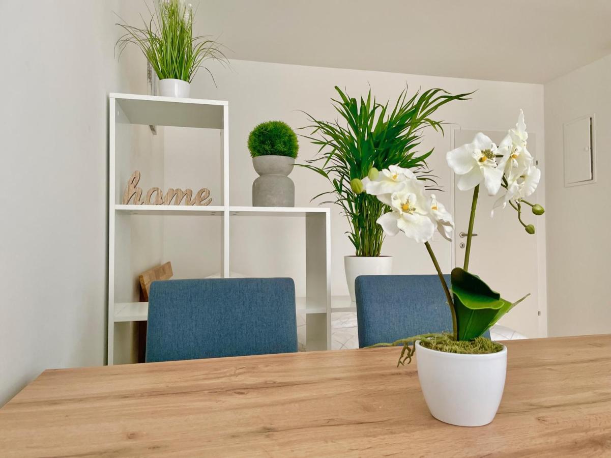 55m2 Flat With Balcony & Parking * Viena